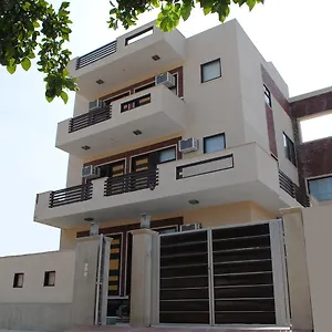 anand-villa.top-gurgaonhotels.com/